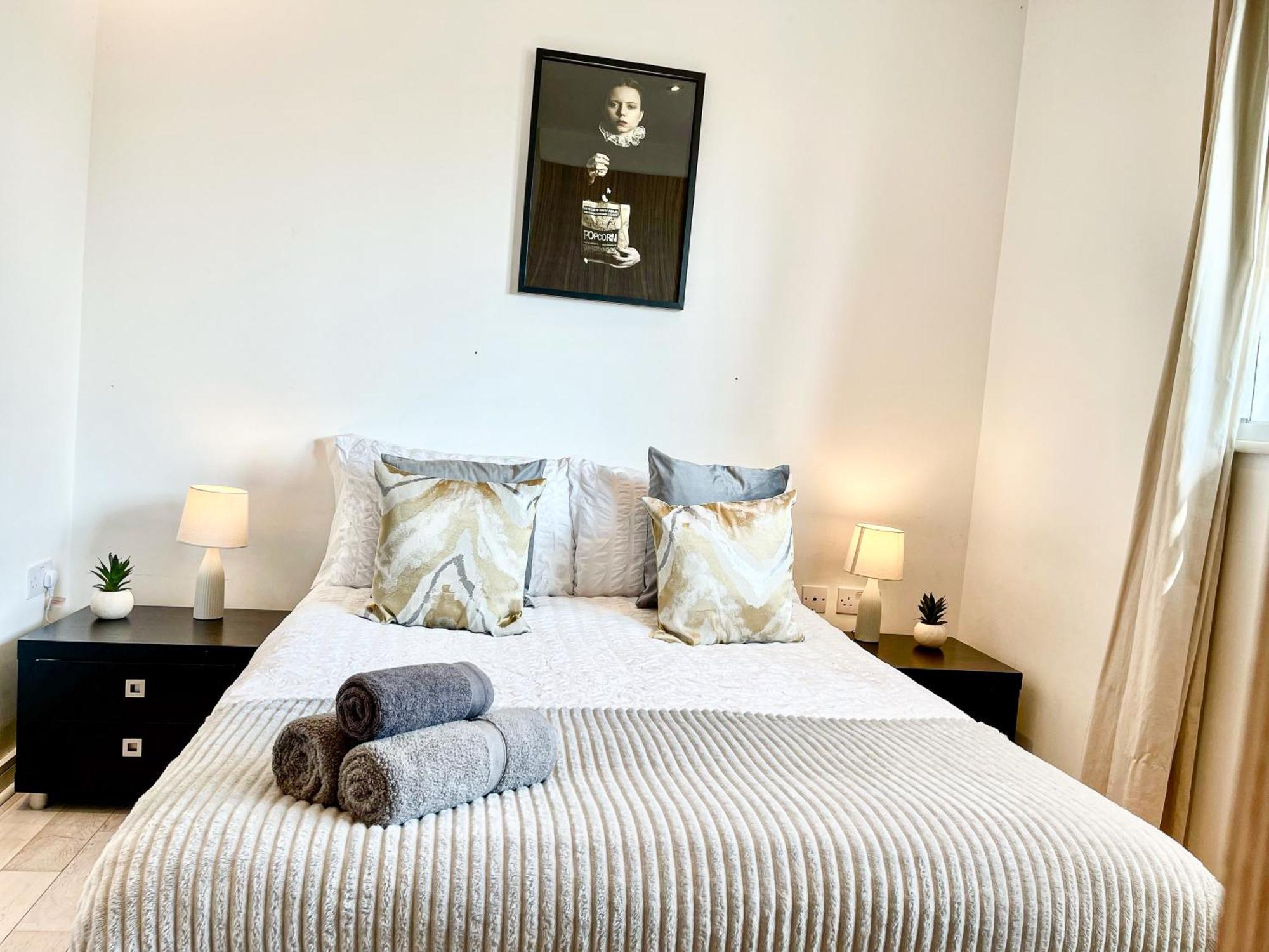 Ample 3-bedroom Flat With Lift In Kings Cross, Islington Apartment London