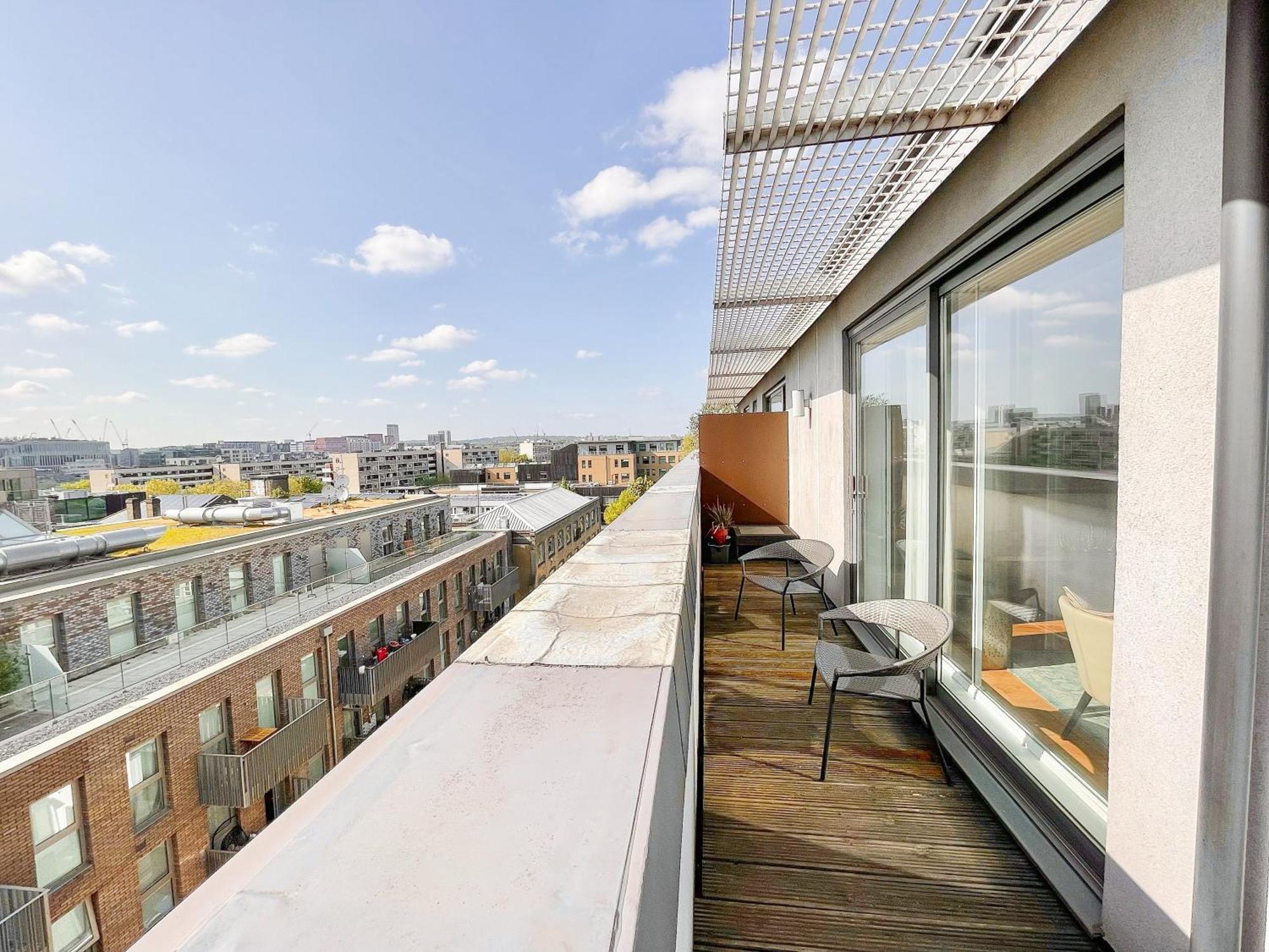 Ample 3-bedroom Flat With Lift In Kings Cross, Islington Apartment