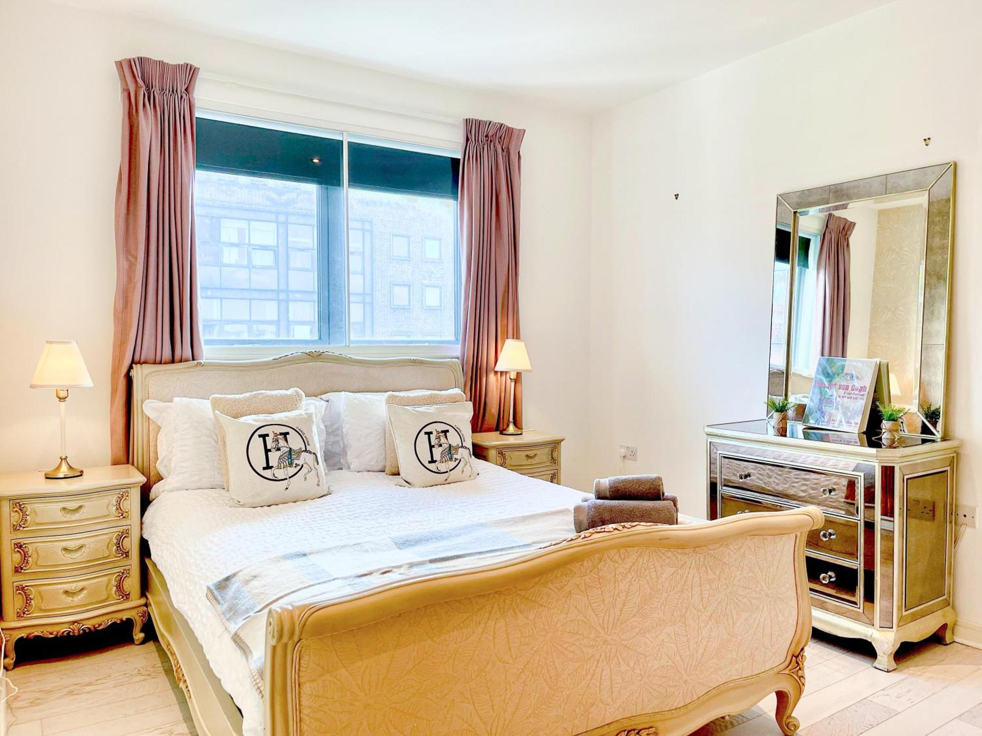 Apartment Ample 3-bedroom Flat With Lift In Kings Cross, Islington