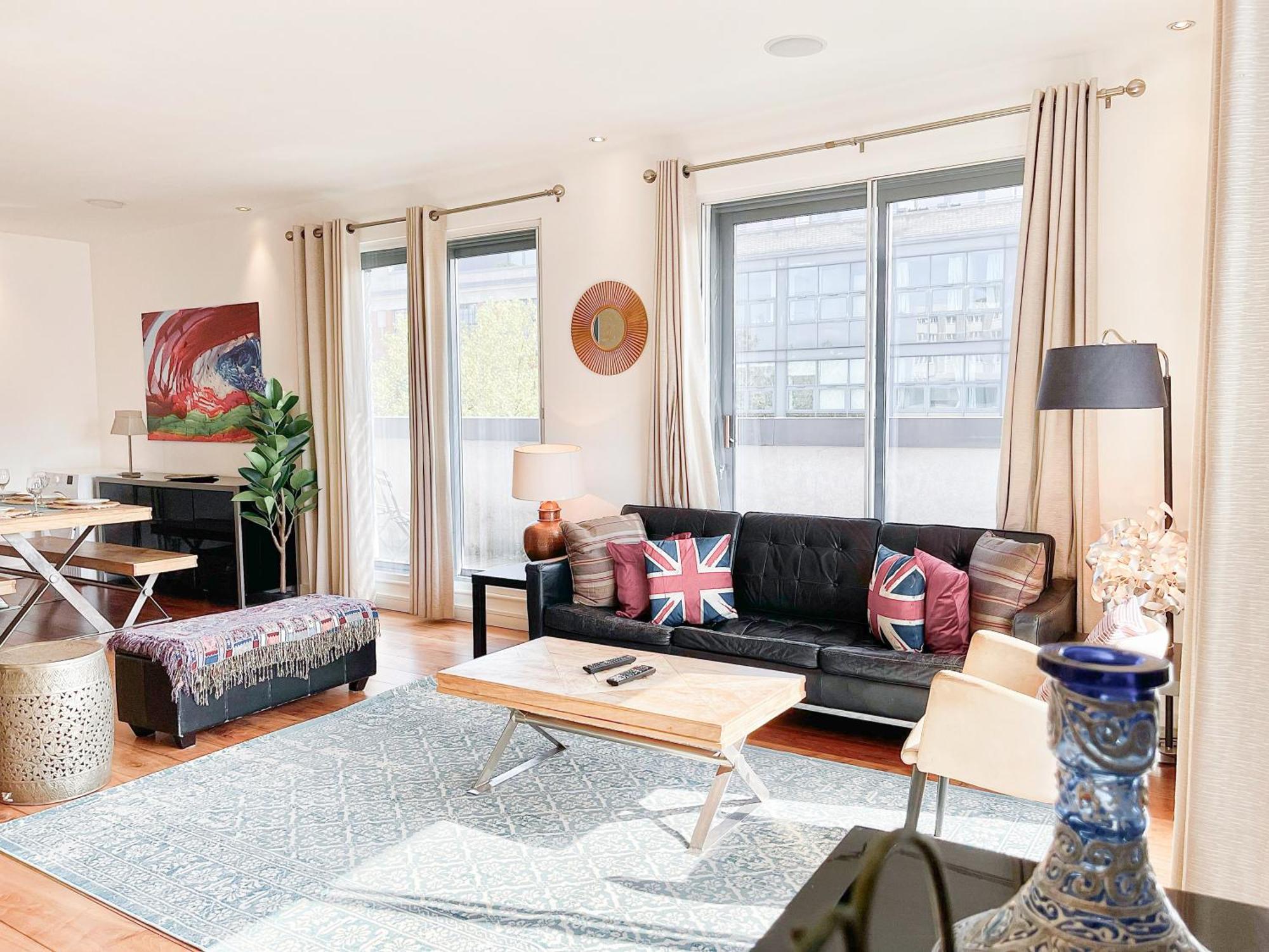 Apartment Ample 3-bedroom Flat With Lift In Kings Cross, Islington *