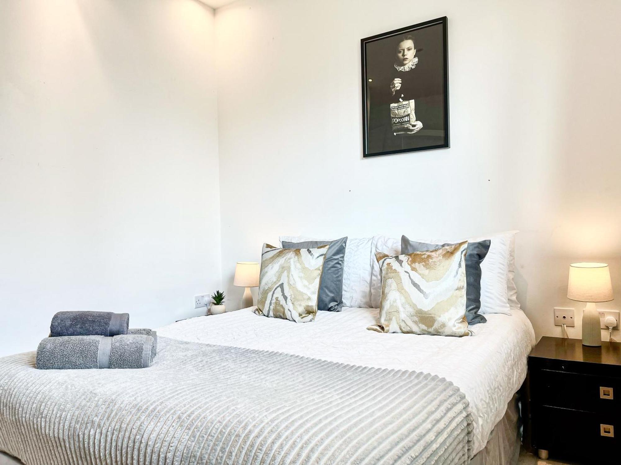 Ample 3-bedroom Flat With Lift In Kings Cross, Islington