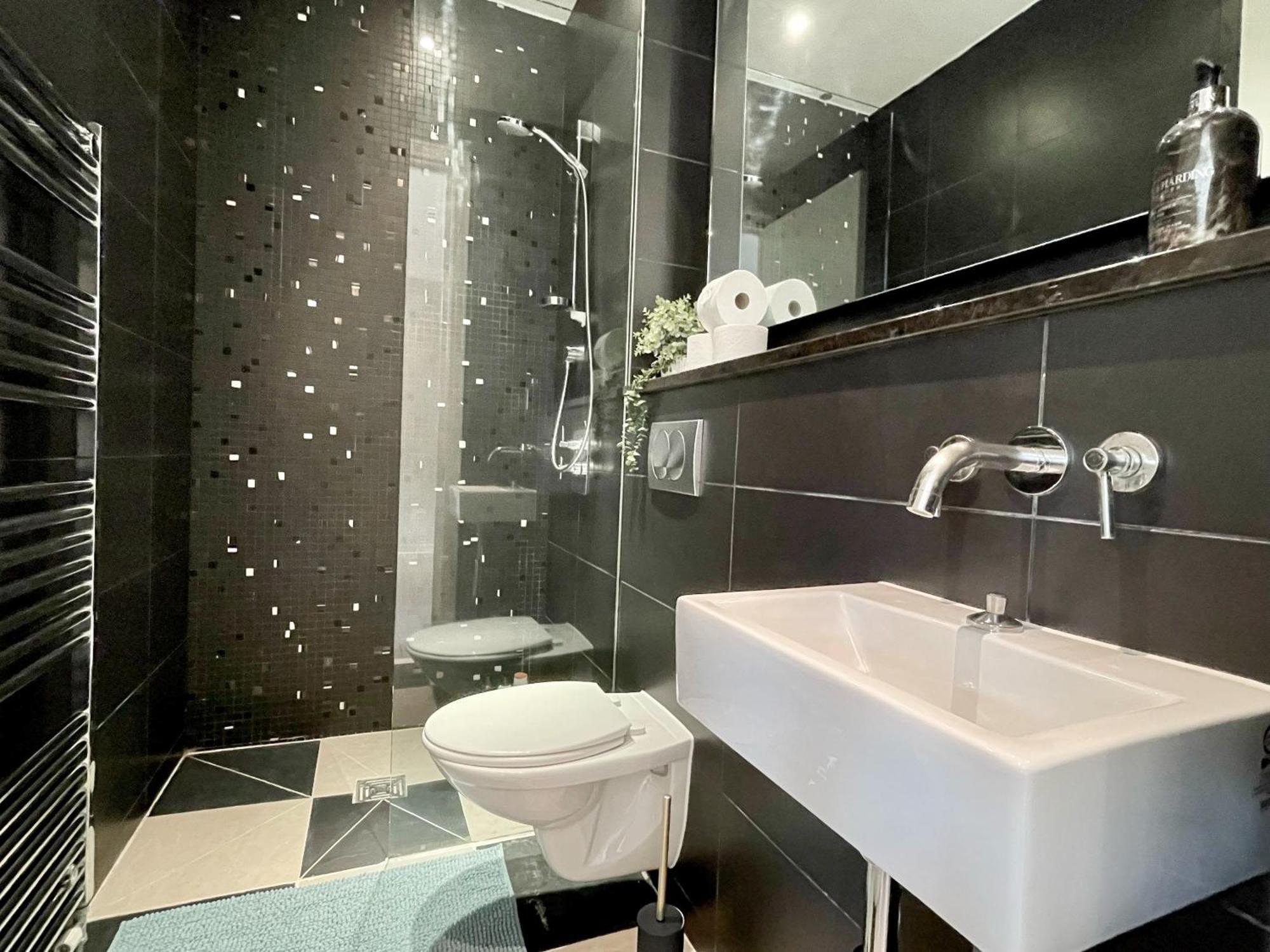 Apartment Ample 3-bedroom Flat With Lift In Kings Cross, Islington *